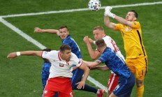 开云体育登录-斯洛伐克队在欧洲预选赛中输给葡萄牙