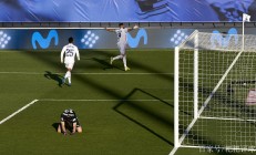 开云体育登录-塞维利亚横扫拜仁，本泽马点燃赛场的简单介绍