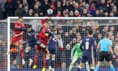 开云体育在线-波鸿再次失利，球队陷入连败泥潭的简单介绍