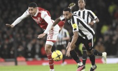 开云体育下载-关于纽卡斯尔战胜对手，英格兰足球联赛排名攀升的信息