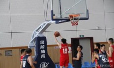 开云体育在线-谁与争锋，球场上一绝技精彩绝伦的简单介绍