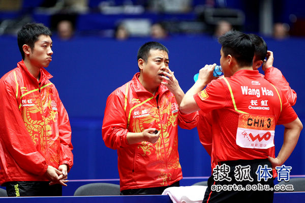 德国队鏖战英格兰队，王皓统治全场