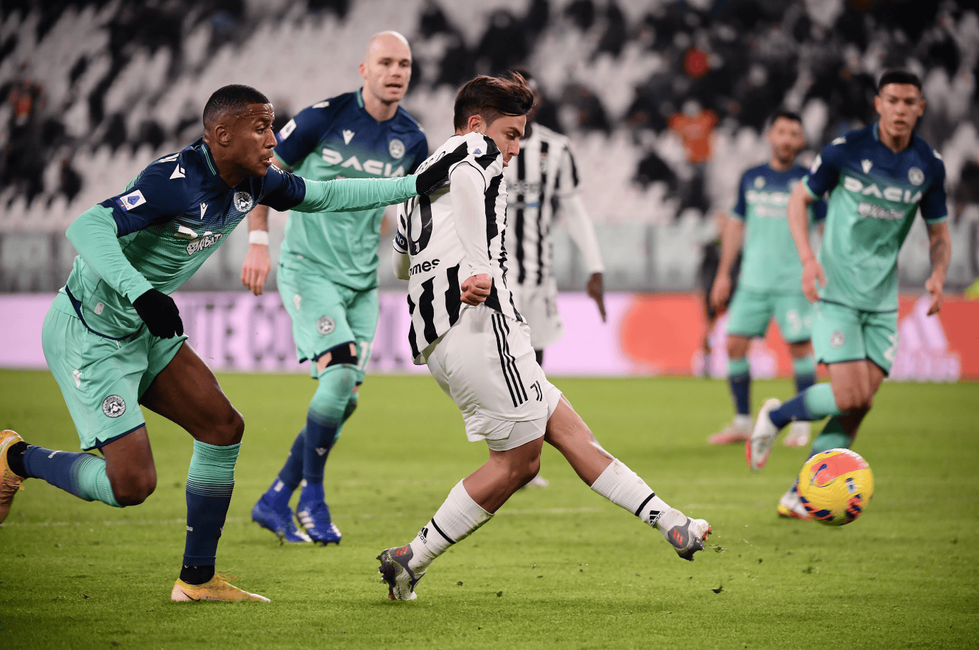 尤文图斯中场传射得分，成为球队当家功臣的简单介绍