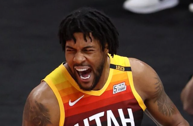 包含篮网B队血洗雷霆，费沃斯关键制胜的词条