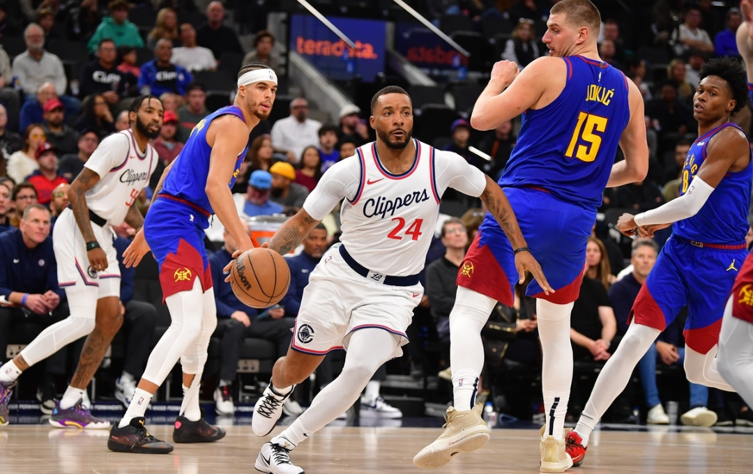 福建队碾压快船，约基奇带队取胜