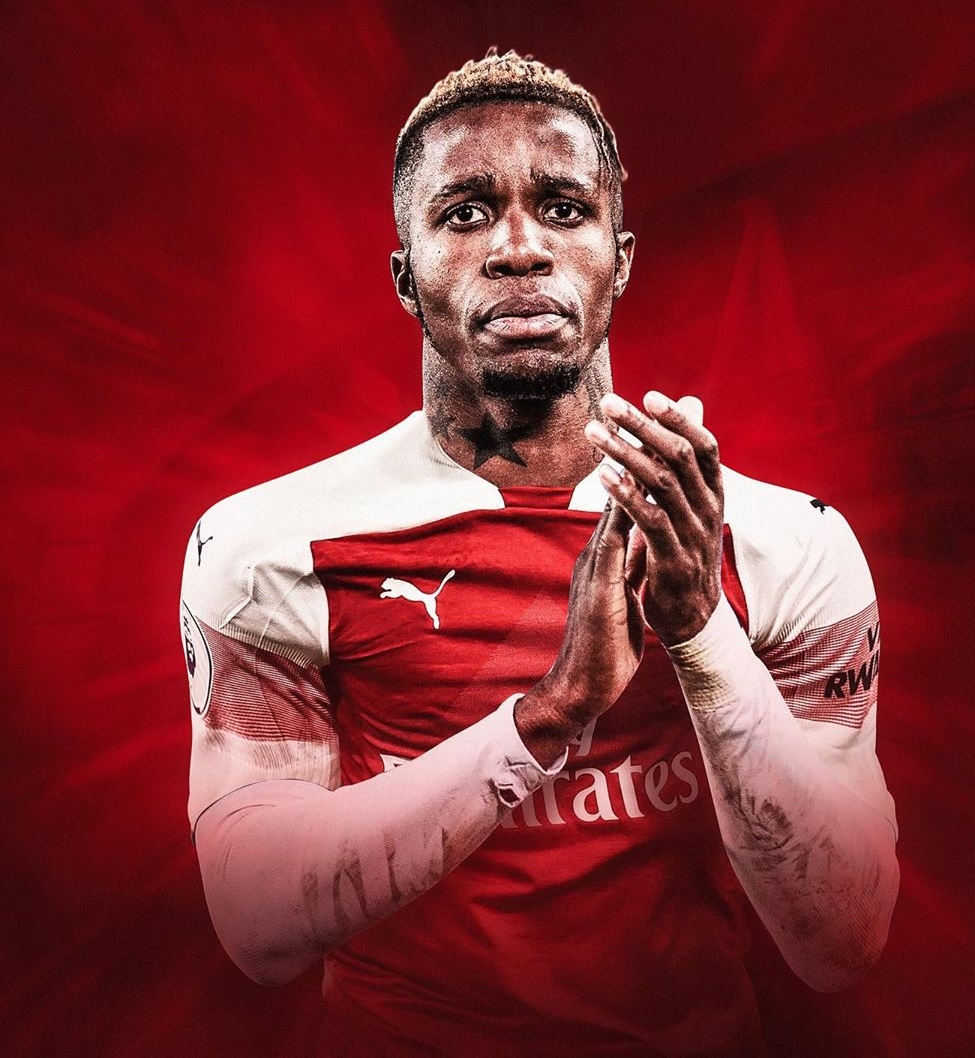 莱比锡红牛轻取丹麦，范佩西高光表现的简单介绍