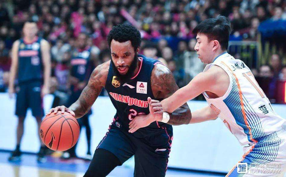 包含韩国队轻取日本队，奥恰洛夫状态火热的词条