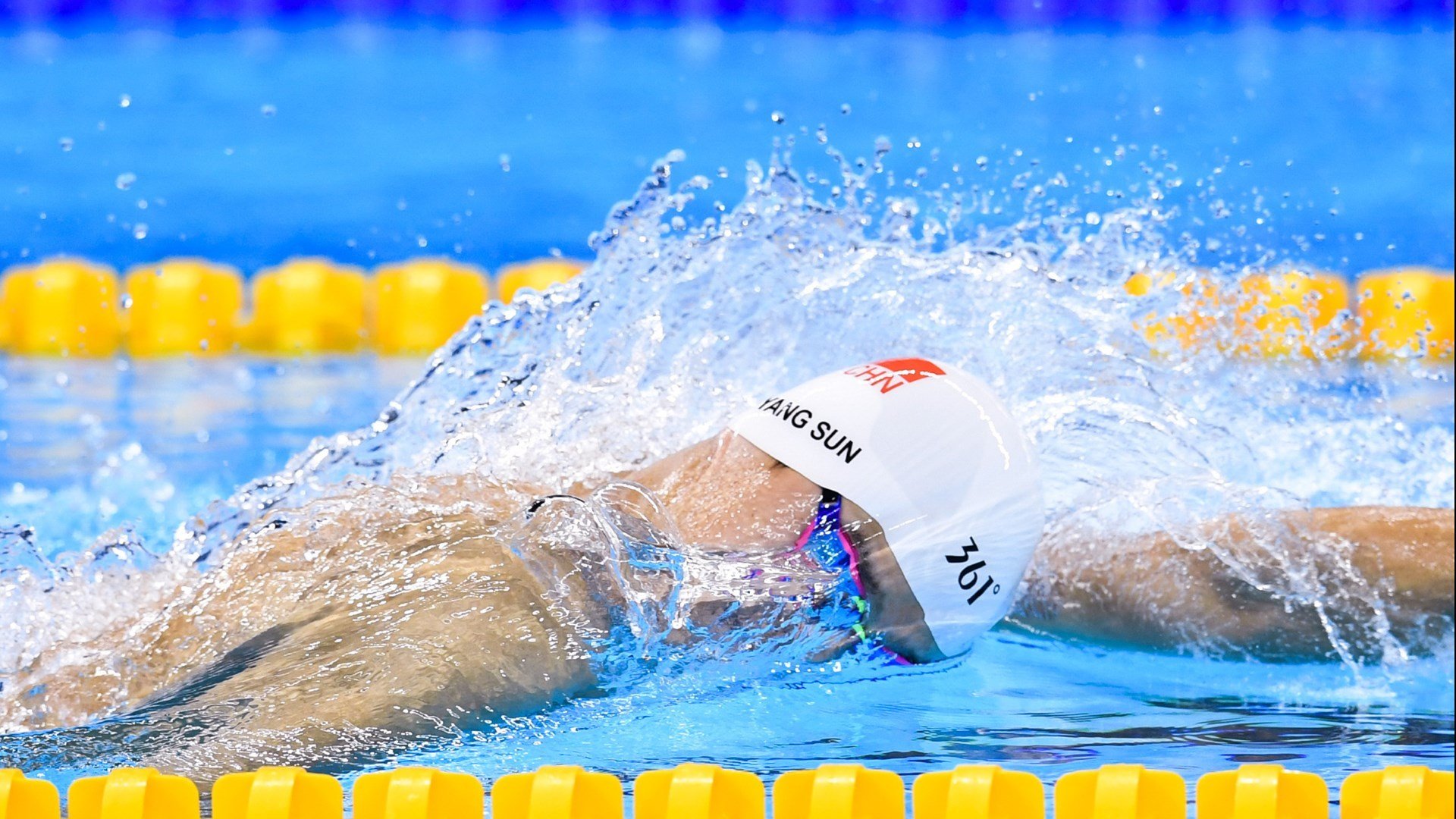 当东方铁骑遇上北美风暴,辽宁精神如何点燃范弗利特的世界杯接管时刻