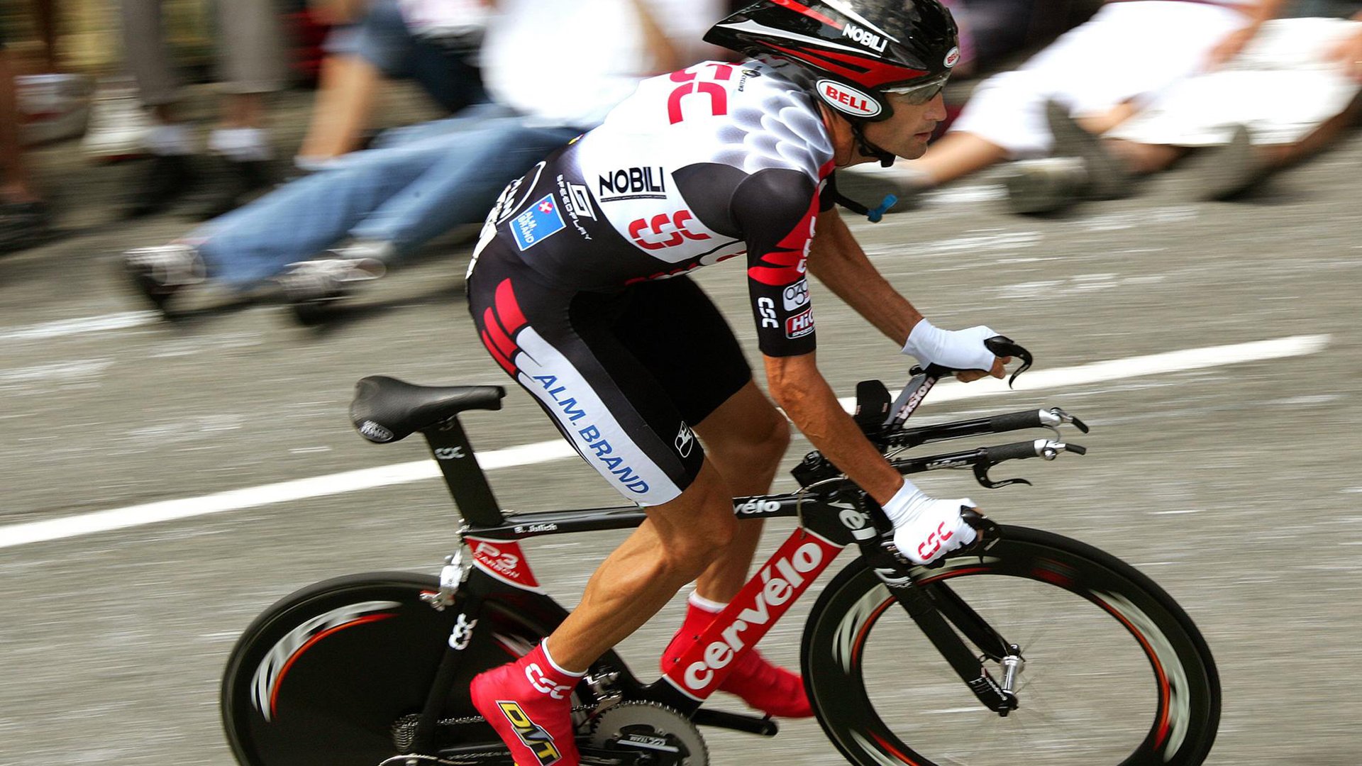 冰与火的淬炼,托尼在冰岛对阵法国关键时刻的传奇救赎