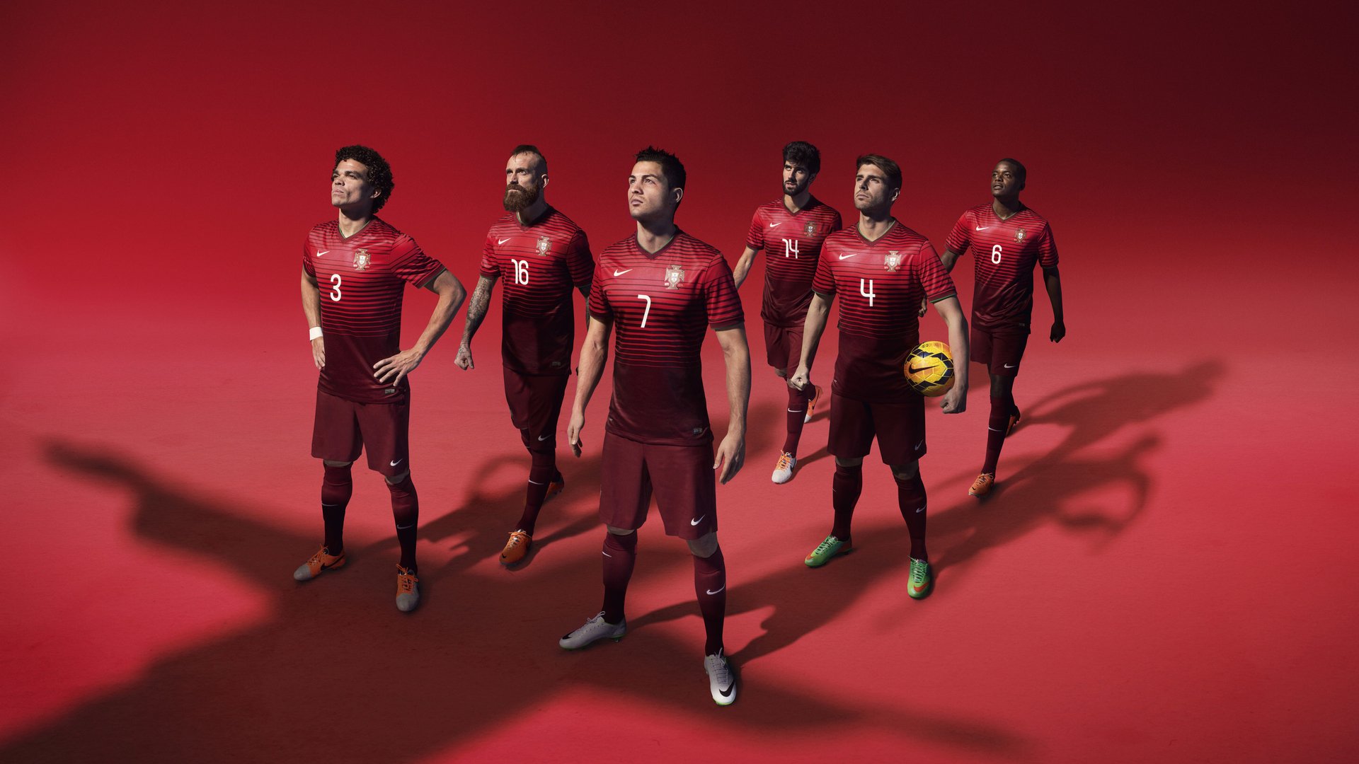 李刚仁，在伊拉克与委内瑞拉的战术棋盘上，他如何一手掌控比赛走势？